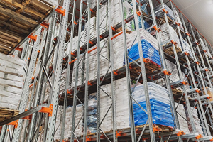 Rayonnage à accumulation